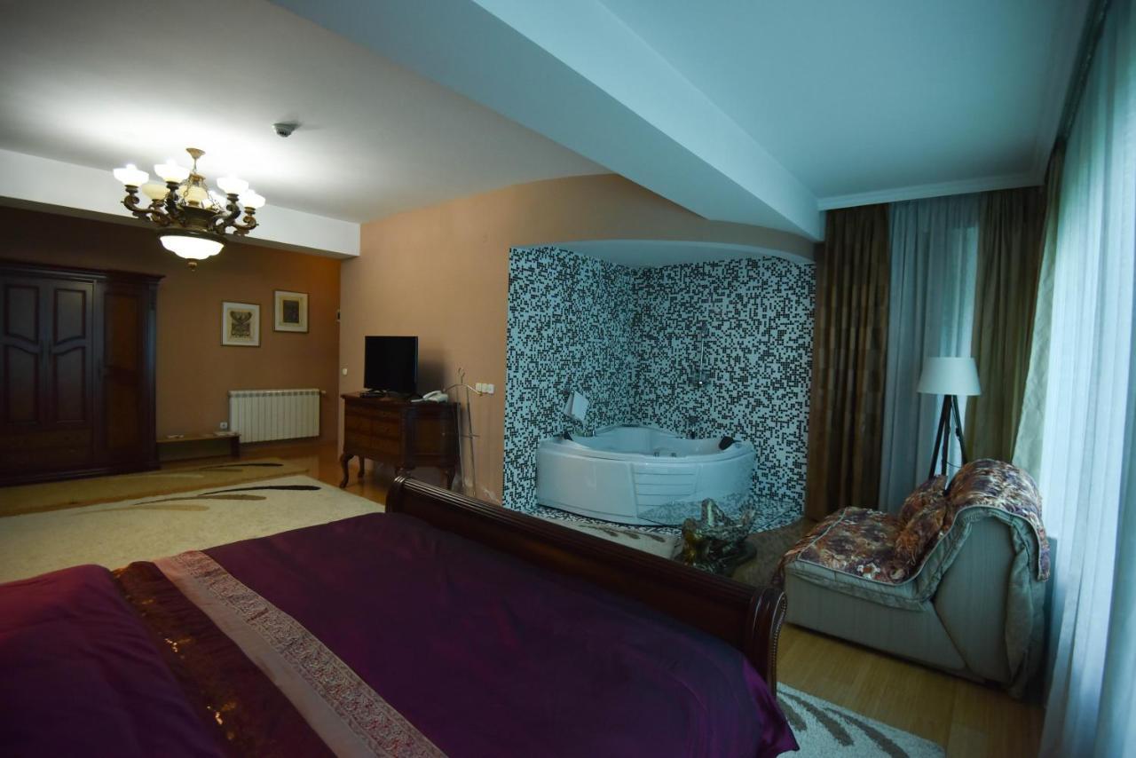 Hotel Gold Плєвля Екстер'єр фото