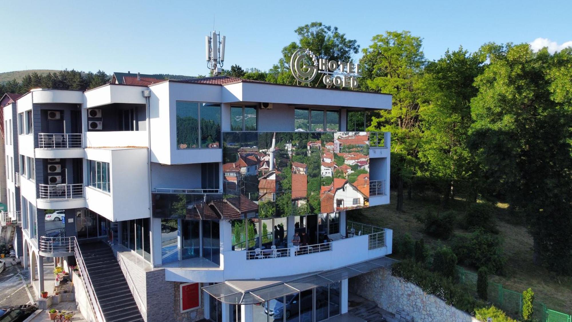 Hotel Gold Плєвля Екстер'єр фото