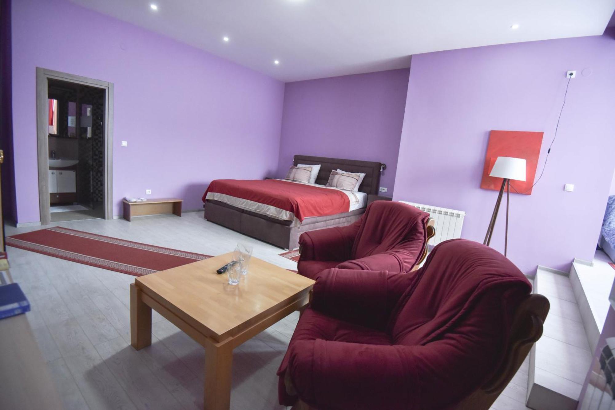 Hotel Gold Плєвля Екстер'єр фото